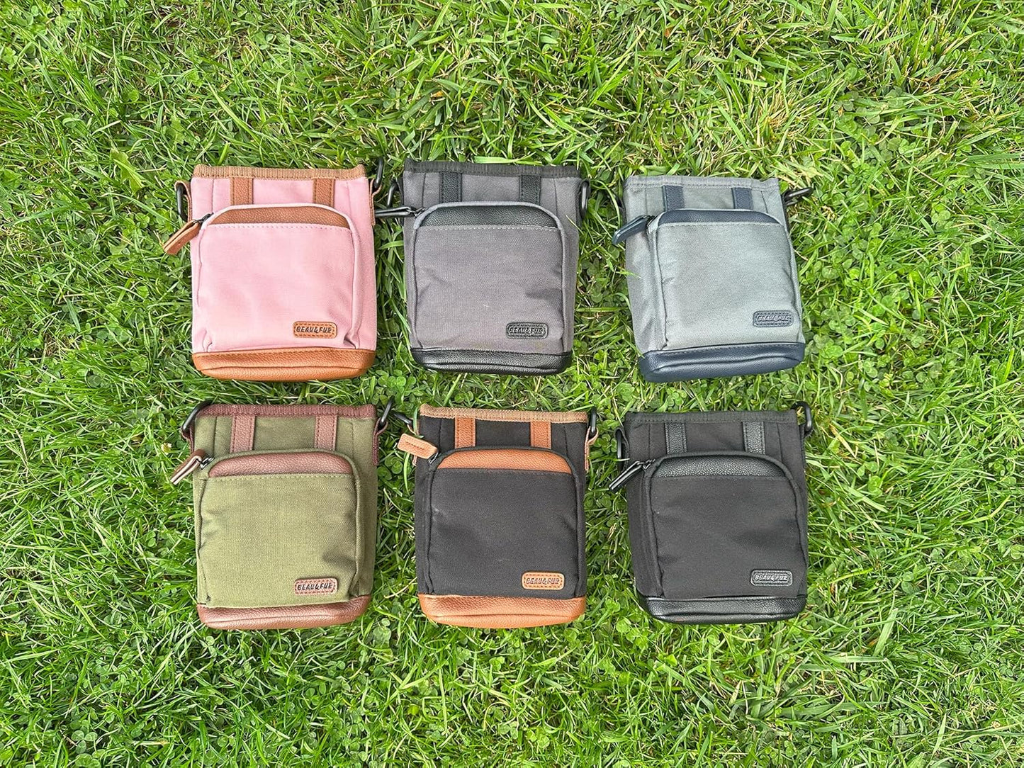 BEAU&FUR Small Dog Treat Pouch with Clicker for Training – 2 Cup Capacity, Built-In Poop Bag Dispenser, Storage for Snacks and Toys - Hands-Free Pouch Snack Holder for Walking and Training -Grey Black